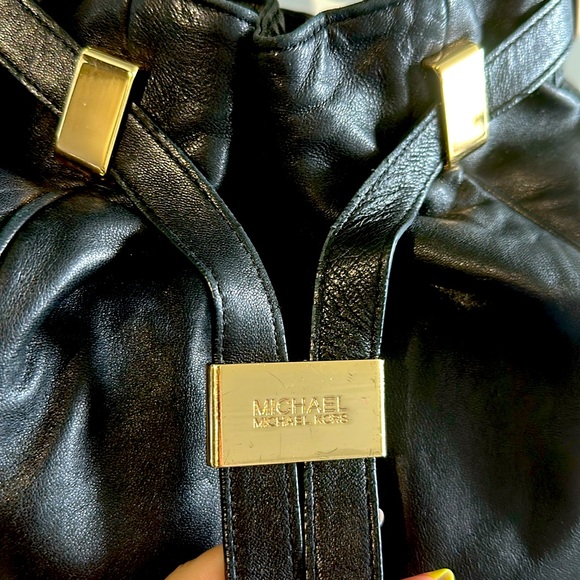 Michael Kors Large Soft Leather Drawstring Satchel, Black - Picture 5 of 8